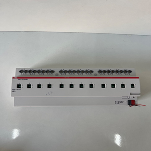 100% Originale e Disponibile 2CDG110137R0011 I-Switch 12-<span class=keywords><strong>Wa</strong></span> <span class=keywords><strong>SA</strong></span>/S 12.16.5.1 - Product Image 1