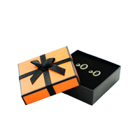 Kerryte Emballage de boîtes à bijoux en papier de carton blanc de luxe pour bracelet et collier avec logo personnalisé