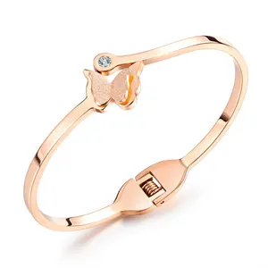 Atacado pulseira de borboleta-Pulseira de aço inoxidável, nova moda feminina de zircônio, joias de borboleta, pulseira de ouro 18k, 2020