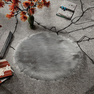 Tapis en fausse fourrure moelleuse au design moderne personnalisé, super shaggy, fabriqué à la machine, lavable, couleur unie, pour salon - Product Image 3