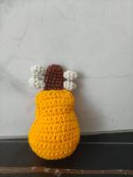 Vente chaude : Petits légumes et fruits en crochet tricotés à la main, amusants (guitare, cornichon), pour le soutien émotionnel, personnalisables