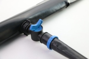 Connecteur de sortie pour tuyau plat en plastique durable avec anneau de verrouillage pour l'irrigation des serres - Product Image 4