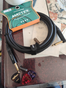 Профессиональный инструментальный кабель ROXTONE MGJJ170 J2RBG и J2BG и GC060T, 9 м, для гитары, 20AWG - SOLO - Product Image 3