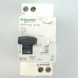 A9N19756 <span class=keywords><strong>Acti</strong></span> <span class=keywords><strong>9</strong></span> DPN Vigi 1P+N B16 30mA 06132 - Product Image 2