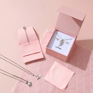 <span class=keywords><strong>Ensemble</strong></span> d'emballages de luxe pour bijoux avec logo personnalisé, boîte à collier, bague, boucles d'oreilles avec sac en papier, vente en gros, <span class=keywords><strong>ensemble</strong></span> de boîtes à bijoux personnalisées en vrac - Product Image 3