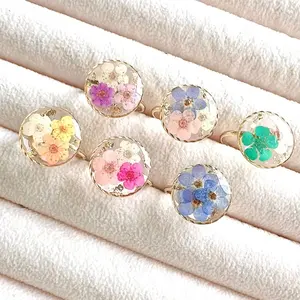 Korean Style Spiral Gold Plated Stainless Steel Frame with Multi Style Colorful Resin True Flower Ring