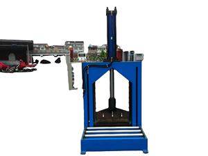 Découpeuse en caoutchouc de balle hydraulique de <span class=keywords><strong>couteau</strong></span> simple/découpeuse en caoutchouc hydraulique - Product Image 2