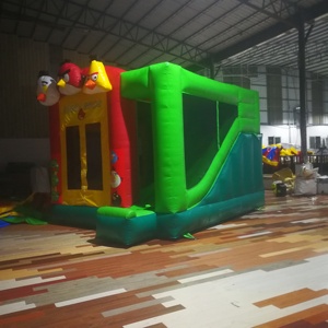 Château Gonflable Écologique en PVC pour Enfants – Combo Amusant pour Parcs d'Aventures et Utilisation Extérieure avec Capacité de 800 kg - Product Image 2