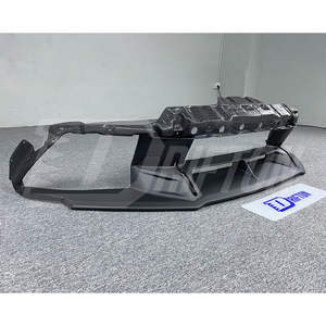 Para Lamborghini Huracan STO, actualización de piezas de parachoques delantero de fibra de carbono brillante - Product Image 1