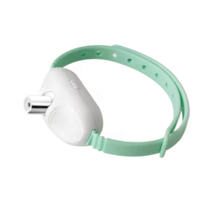 Collare Intelligente con Luce LED e <span class=keywords><strong>Laser</strong></span> per Gatti, Giocattolo per Alleviare la Noia e Stimolare la Caccia, Giocattoli per Gatti Selvatici - Product Image 1