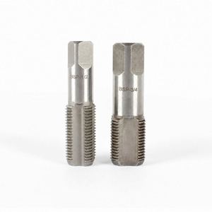 ดอ<span class=keywords><strong>ก</strong></span>ต๊าปเกลียวท่อ REALMAX เหล็<span class=keywords><strong>ก</strong></span> HSS เกรดซิลเวอร์ แบบ NPT เมตริก พร้อมด้ามจับหกเหลี่ยม - Product Image 6
