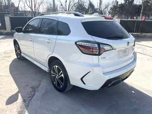 Qichen <span class=keywords><strong>2019</strong></span> Venucia T70 2.0L CVT Premium Automatique |   Sièges en cuir et intérieur sombre |   Pneus R16 pour véhicules à conduite à gauche - Product Image 4