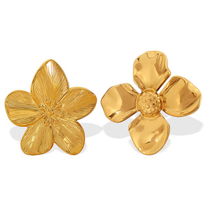 ต่างหูรูปดอกไม้ ทองไทเทเนียมสตีล สำหรับผู้หญิง สวมใส่ได้ทุกวัน ดีไซน์ทรงเรขาคณิต EH383-4 - Product Image 5