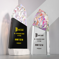 Trophée en cristal gravé et coloré sur mesure de Zhejiang pour la promotion annuelle
