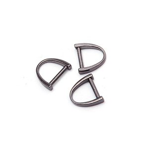 Llavero de Coche de Aleación de Zinc Metálica, Fundición a Presión de 3 Puntos, Accesorio de Hardware de Alta Calidad para Uso Doméstico, Baño de Oro Claro - Product Image 3