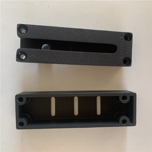 ชิ้นส่วนหล่อขึ้นรูปด้วยอลูมิเนียมอัลลอยด์ ZL102 A380 ADC12 การเคลือบผิวด้วยการพ่นทรายที่มีความแม่นยำสูง ปรับแต่งได้ - Product Image 1