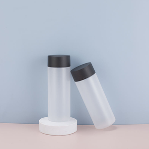 Botella de Plástico Redonda de Grado Alimenticio Personalizable con Logotipo, 400ml 500ml 600ml, a Prueba de Fugas, para Envasado de Agua Mineral y Bebidas - Product Image 4