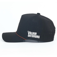 Casquette en nylon imperméable à visière incurvée avec logo brodé personnalisé et corde