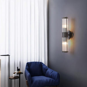 โคมไฟติดผนังสไตล์อเมริกันที่เรียบง่ายทันสมัยทำจากทองแดงทั้งหมดสำหรับห้องนั่งเล่นที่มีดีไซน์คริสตัลสไตล์นอร์ดิกสไตล์มินิมอล - Product Image 2