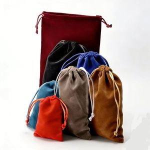 Pochette en velours personnalisée avec cordon de serrage pour bijoux, sac cadeau en velours personnalisé avec logo, sac en velours à cordon de serrage pour la vente en gros - Product Image 6