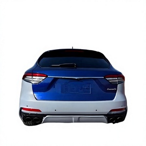 ชุดแต่งตัวถังรถยนต์คุณภาพสูง เหมาะสำหรับ Maserati Levante Trofeo รุ่นสปอร์ต ทั้งด้านหน้าและด้านหลัง - Product Image 4