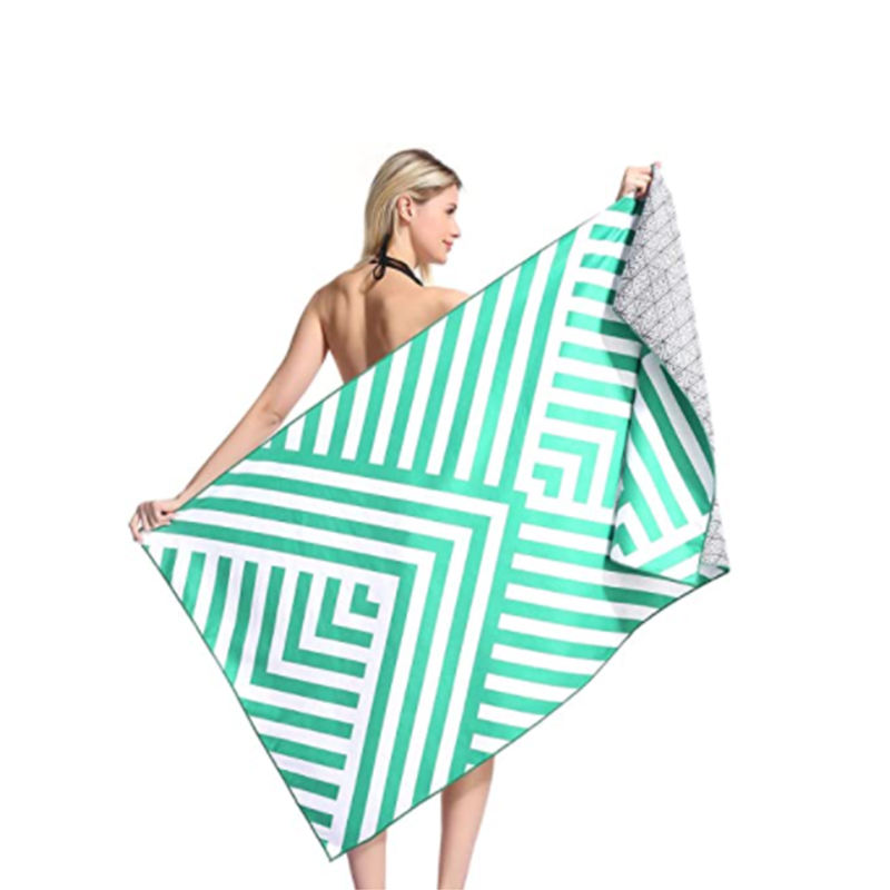 สีเขียวอ่อน