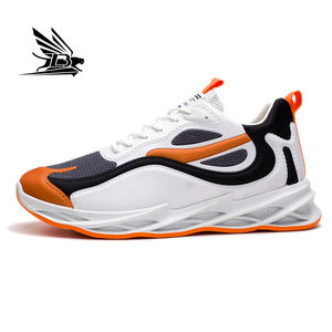 Commercio all'ingrosso cina fly tessuto resistente all'usura <span class=keywords><strong>da</strong></span> <span class=keywords><strong>uomo</strong></span> casual fitness walking running <span class=keywords><strong>tennis</strong></span> <span class=keywords><strong>scarpe</strong></span> di vendita calda - Product Image 2
