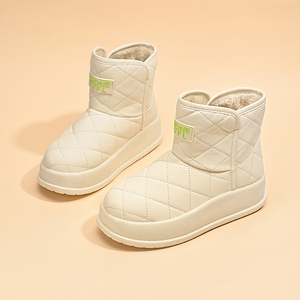 Bottes de neige épaisses les plus vendues pour femmes, nouvelles chaussures d'hiver pour femmes avec semelles rembourrées et bottines à talon compensé. - Product Image 4