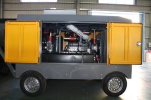 <span class=keywords><strong>Compresseur</strong></span> d'air à vis lubrifié au diesel portable avec commande PLC Refroidi par air et silencieux <span class=keywords><strong>pour</strong></span> le forage et l'exploitation minière - Product Image 4
