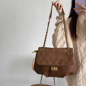 Bolso de Hombro Grande para Mujer, Color Marrón Sólido, Correa de Cadena, Cierre con Bloqueo, Uso Diario - Product Image 5