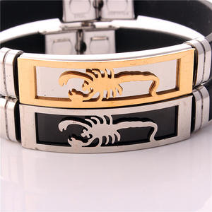 Brazalete de silicona caliente para joyería, brazalete para hombre, pulsera <span class=keywords><strong>masculina</strong></span> de escorpión de acero inoxidable resistente al agua de individualidad de alta calidad - Product Image 5