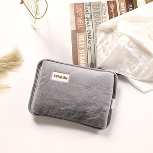 Bolsa de <span class=keywords><strong>agua</strong></span> <span class=keywords><strong>caliente</strong></span> eléctrica de PVC, botella de <span class=keywords><strong>agua</strong></span> <span class=keywords><strong>caliente</strong></span> con piel de conejo, bolsillo cálido y cómodo que se puede poner en las manos, nuevo diseño - Product Image 4