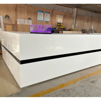 Comptoir de réception McDonald's personnalisé en Corian blanc, surface solide, bar de service moderne pour hôpitaux et écoles
