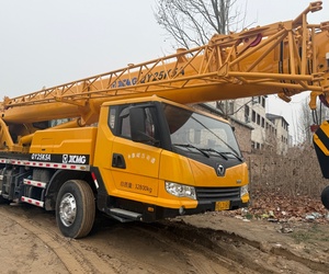 Grue hydraulique d'occasion XCM QY25K5A XCT25 25 tonnes QY25K-II QY25K5-1 QY25KC QY25K XCT25 XCT25L5 - Product Image 2