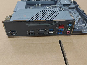 เมนบอร์ด B660M GAMING X DDR4 รองรับซ็อกเก็ต LGA 1700 ชิปเซ็ต <span class=keywords><strong>B660</strong></span> รองรับ Intel 12th Core I7 12700 12700F 12700K - Product Image 3