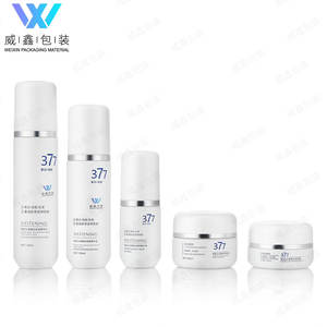 ขวดแก้วใส่น้ำมันหอมระเหยทรงสี่เหลี่ยมไล่ระดับสี10มล. พร้อมลูกกลิ้งเหล็ก - Product Image 2