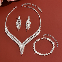 WLOERINS Bijoux en gros : Ensemble collier, boucles d'oreilles et bracelet en pierre de cristal à pampilles, accessoires pour mariée, mariage, fiançailles et fête