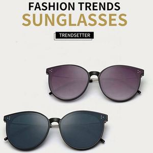 Nuevas Gafas de Sol Retro de Moda para Hombre y Mujer, Estilo Ojo de Gato, con Espejo Degradado, Protección UV400, Redondas y Grandes, 2019 - Product Image 6