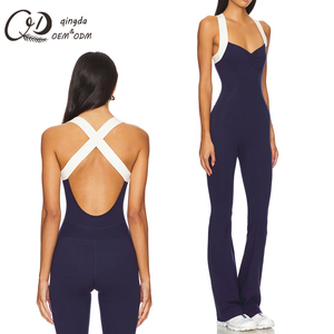 无袖交叉露背 V 领喇叭裤瑜伽连体裤 透气弹力面料 OEM ODM 适合瑜伽日常穿着 - Product Image 3