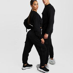 Ensemble de survêtement pour femmes et hommes, vêtements assortis, personnalisés, survêtement d'entraînement, 2 pièces, OEM, vente en gros - Product Image 1