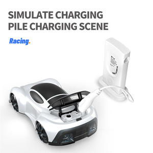 <span class=keywords><strong>Voiture</strong></span> RC de Course Double Pulvérisation, Télécommande 2.4G avec Station de Recharge Mobile, Lumières Cool et Conception Anti-Choc - Product Image 3