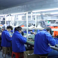Ligne d'assemblage de batteries externes multi-tensions entièrement automatique Sanhok |   Chargeurs haute vitesse 18650/Li-Polymère |   Solution clé en main 300 kg