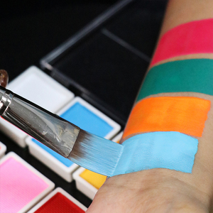 จานสีทาตัวสำหรับ<span class=keywords><strong>ทา</strong></span>สีร่างกาย12ยูวีสีนีออนพร้อมไฟโลโก้ส่วนตัว GP Professional - Product Image 2