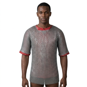 Chemise en maille de fer soudée à anneaux ronds, style antique, vêtement d'armure, doublure rouge, manches courtes - Product Image 1