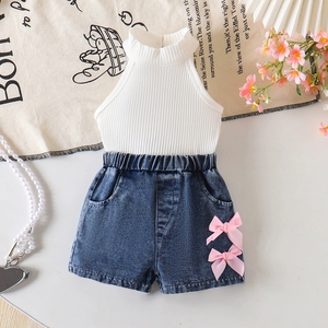 Top estivo a costine rosa e bianco con laccetti da ragazza + <span class=keywords><strong>pantaloncini</strong></span> in denim con fiocco dolce in cotone per bambini - Product Image 2