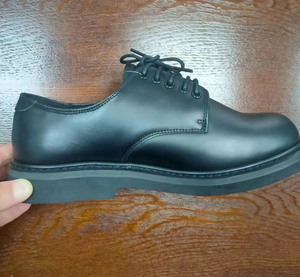 Chaussures habillées en cuir noir pour hommes TSB0612, semelle extérieure en caoutchouc résistant à l'huile, fabrication Goodyear - Product Image 1