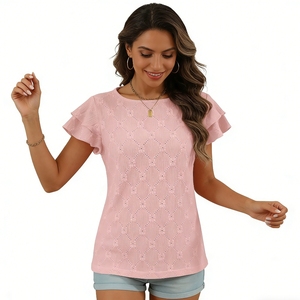 Blusa de mujer con bordado de ojales y mangas con volantes - Camisa de verano de cuello redondo y ajuste holgado a la moda - Product Image 5