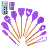 Ensemble de 12 ustensiles de cuisine en silicone avec manche en bois, fouet, brosse, racloir à beurre, spatule