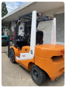 Used ORIGINAL JAPANESE Diesel TCM FD25T3 2.5-Ton Forklift Lifting Tools High Efficiency 2022 Model for Warehouse <b>Material</b> - Product Image 2