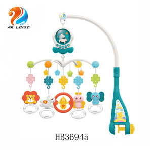 Colorido infantil cuna móvil <span class=keywords><strong>musical</strong></span> girar de plástico bebé colgador móvil con luz bebé campana de la cama - Product Image 2